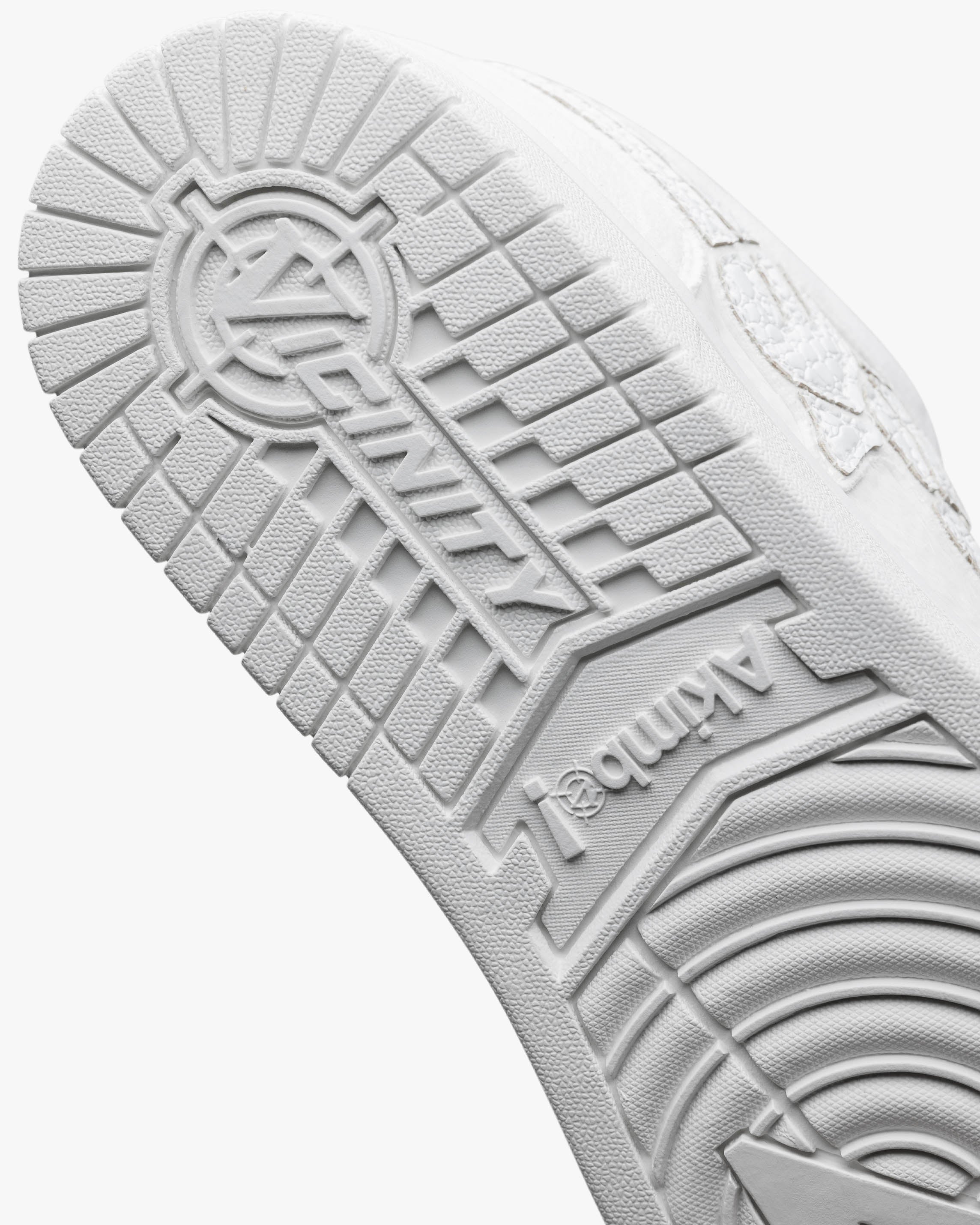 AKIMBO LOWS "WHITE FOX"